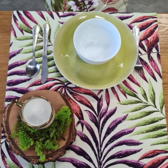 Naomi cranberry