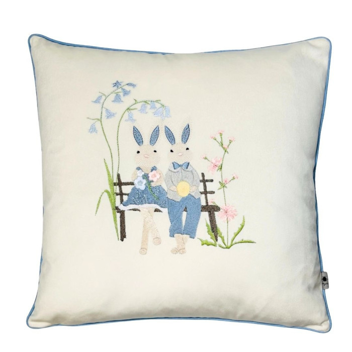 Easter bunny couple