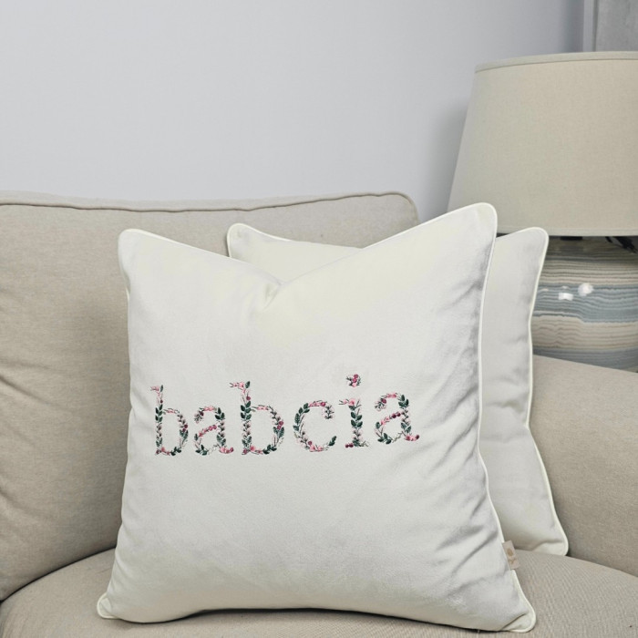 Poduszka z haftem "babcia"