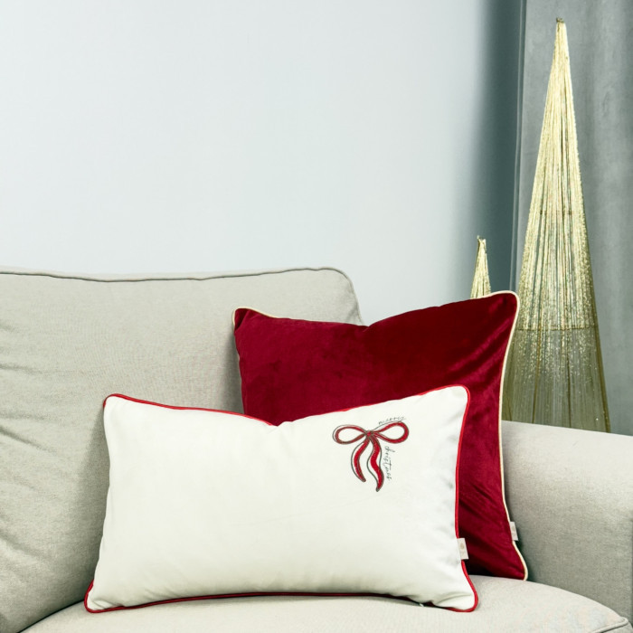 Eli Holiday Charm red