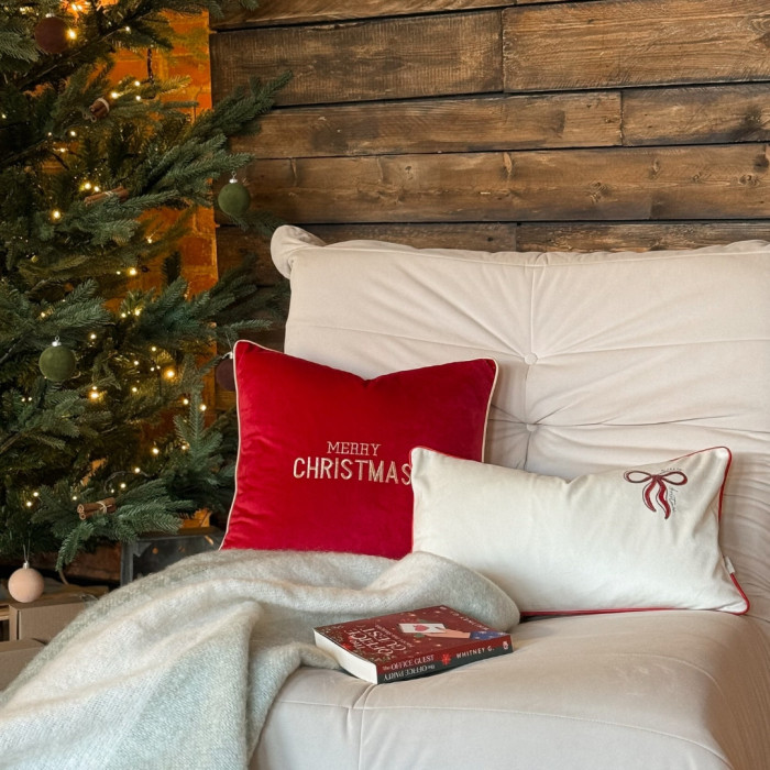 Eli Holiday Charm red